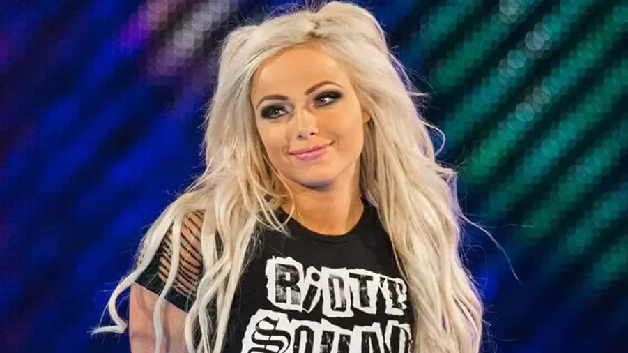 9ae62629df5ea42282e39bd5504bad68f7f964bc-liv-morgan.jpg