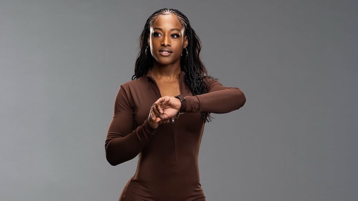 Aria Bennett in a brown tracksuit