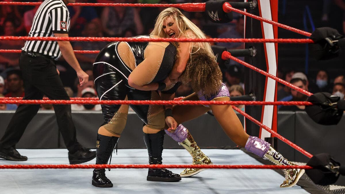 Charlotte Flair grappling Nia Jax on August 30, 2021 episode of WWE Raw