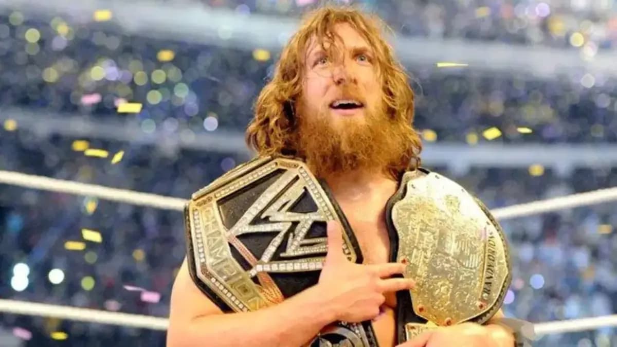 Daniel Bryan WrestleMania 30 XXX.jpg