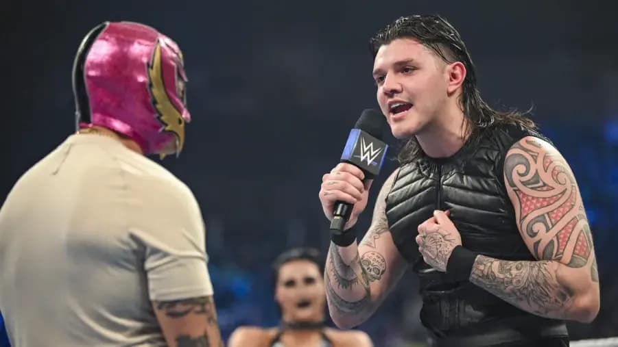 Dominik Mysterio March 2023 having a go at poor old Rey.jpg