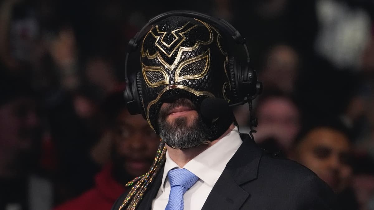 Excalibur wearing a mask