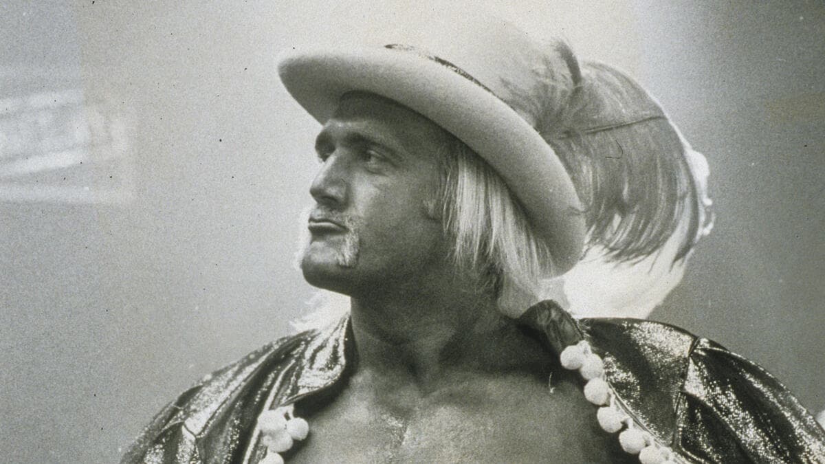 Hulk Hogan as Thunderclaps wearing a feather hat