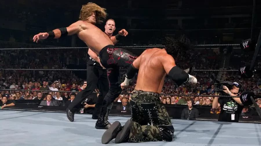 Matt Hardy Edge SummerSlam 2005.jpg