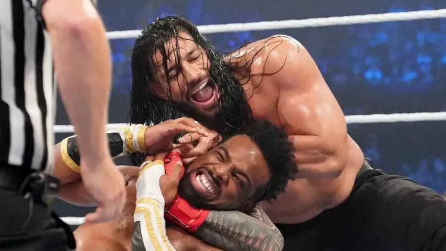 Roman Reigns Xavier Woods SmackDown 2021.jpg