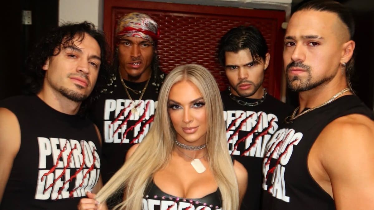 Daga, Bronco Nima, Humberto Carrillo, Angel Garza, and Karmen Petrovic posing in Los Perros del Mal t-shirts