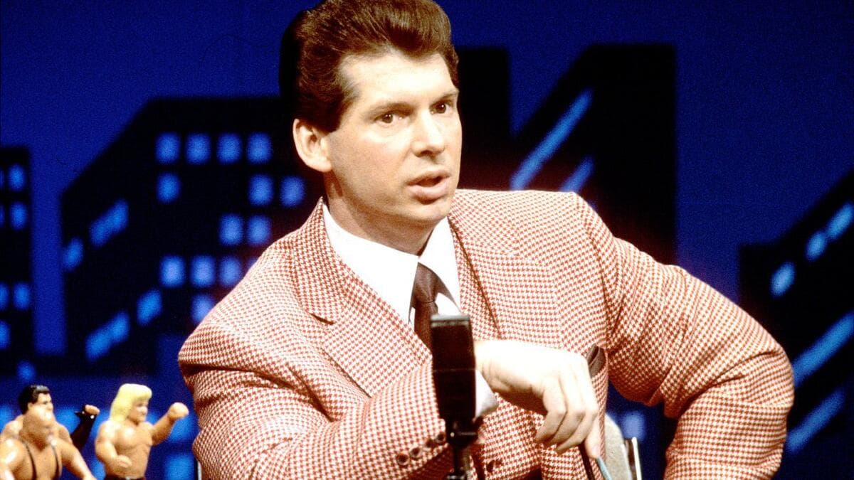 Vince McMahon a studio set in the 1980s