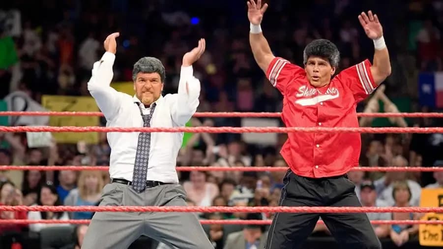 https://cultaholic.com/files/images/29af0947f4bfdf61641da5b062818930850c4817-triple-h-shawn-michaels-vince-shane-mcmahon.jpg