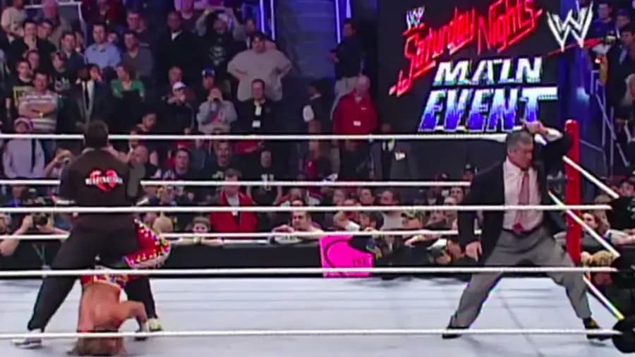 https://cultaholic.com/files/images/4857dd4a758cf43197fd6ba658e9c51af29d540f-vince-mcmahon-screwjob-shawn-michaels-shane-mcmahon.jpg