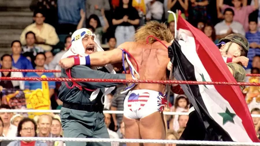 https://cultaholic.com/files/images/4b7455427d7e24612ec9ead1372338b86b66745d-ultimate-warrior-royal-rumble-1991.jpg