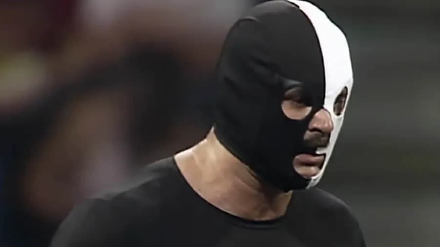 https://cultaholic.com/files/images/58eb90c70c67457a2d1d5e93edc00ba139fd29e9-rick-rude-halloween-phantom.jpg