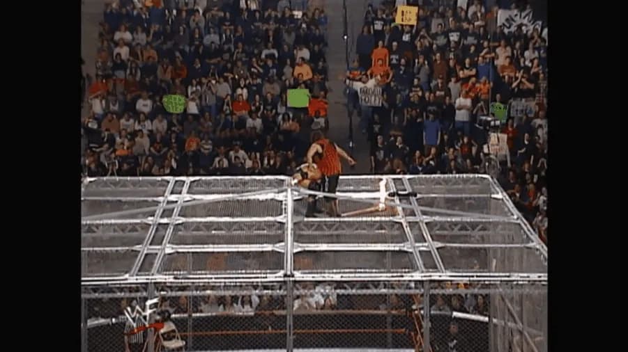 https://cultaholic.com/files/images/e0733a8c0d04a6b0899968d00273715417da30a8-triple-h-cactus-jack-no-way-out-2000.gif