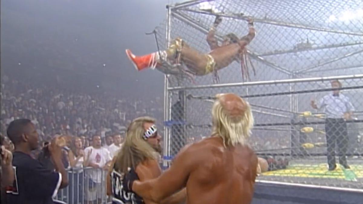 The Ultimate Warrior chasing after Hollywood Hogan at WCW Fall Brawl 1998
