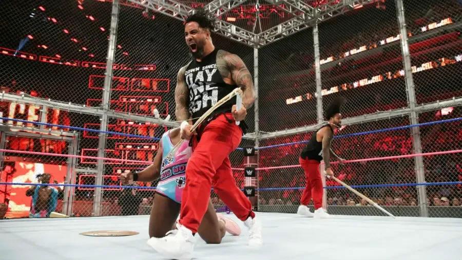 https://cultaholic.com/files/images/323462b6d87a57f0ecaf0d45e52662fd6d12cf83-Usos-New-Day-Hell-In-A-Cell.jpg